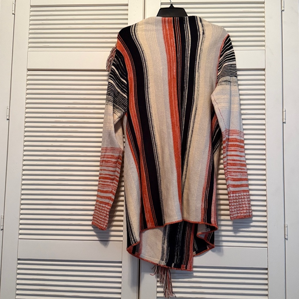Striped Fringe Poncho - Picture 4 of 6